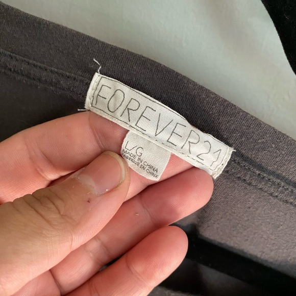 Crop top - Picture 3 of 3